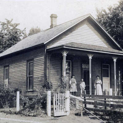 Quinn House in Canemah.
