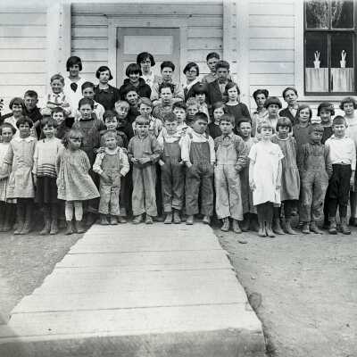 Carver School Students 1925 - 1st - 8th Grades - Carver, Oregon