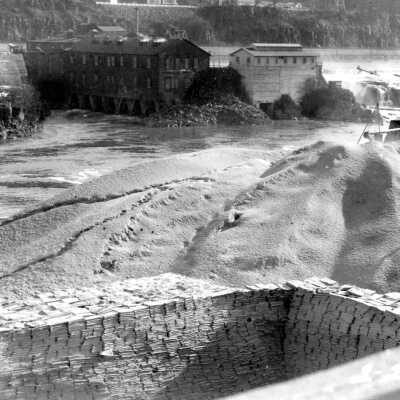 Crown Zellerbach (front) and "Station A" (back) - 1929 - Willamette Falls