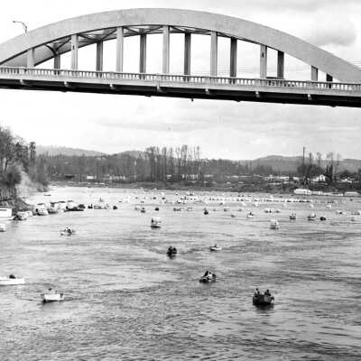 Willamette River 1950's - Fishing and Hog Lines