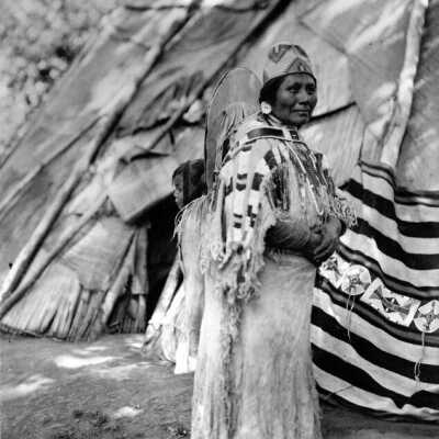 Queen Etna and Grandchild.: Copyright: Clackamas County Historical Society; Origsize: 6x8; Origformat: Print-Photographic