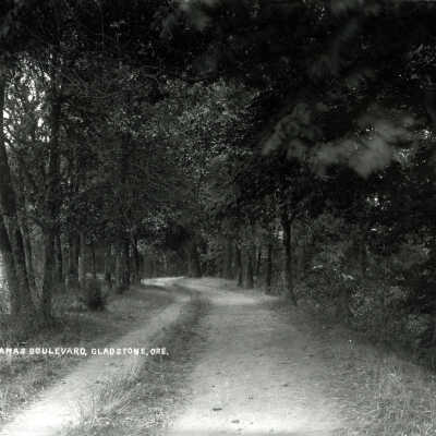 Clackamas Boulevard, Gladstone, OR 1910