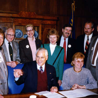 Signing of Senate Bill 1019, Designation of Oregon Trail.