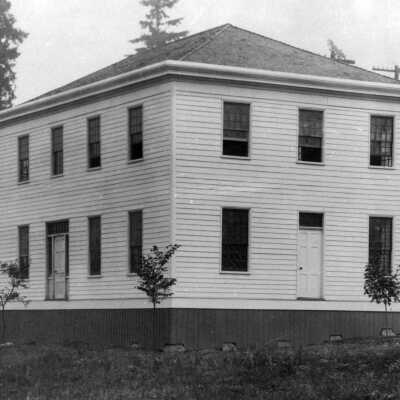 McLoughlin House on Center Street, 1909