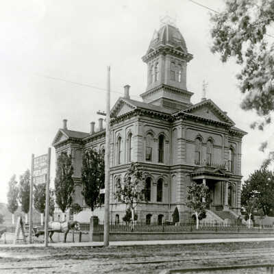 Oregon City Clackamas County Courthouse.