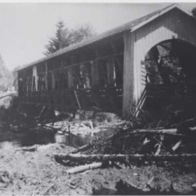 Fields Bridge over Tualatin River 1952 - Dismantling