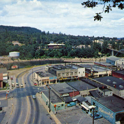 Oregon City 1940 - McLoughlin Avenue (Highway 99E) Showing Curve at 5th and Main Streets