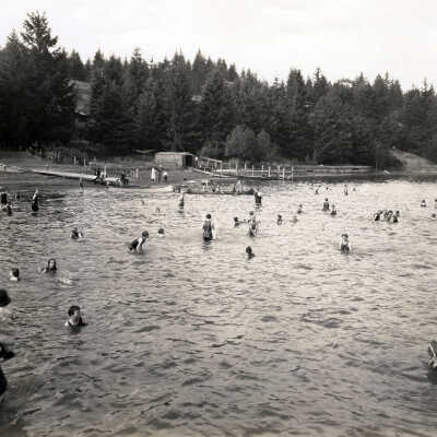 Lake Oswego 1920s - Swimming at Oswego Lake