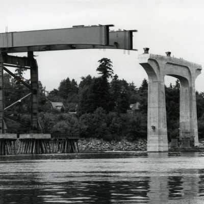 Pilons, Girders and Concrete Supports, I-205 Bridge Construction.