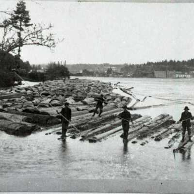 Rafting Logs Above the Falls