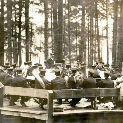 Canemah Park Band Stand. 1915.: Copyright: None; Origsize: 8" x 10"; Origformat: Print-Photographic