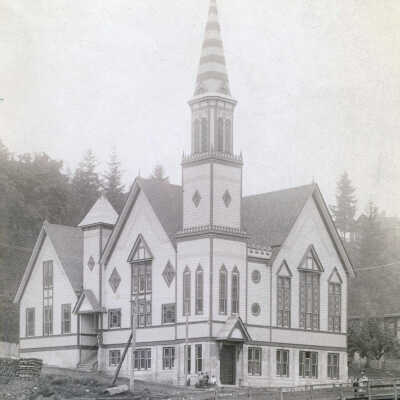 The First Congregational Church at Moss and Main Street - 1889 - Oregon City, Oregon