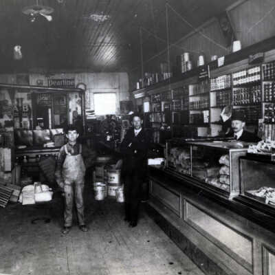 Oregon City 1907 - H.P. Brightbill's Grocery and Dixon's Bakery