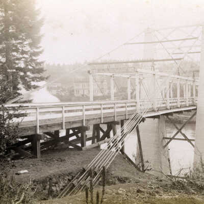 Oregon City/West Linn Suspension Bridge.