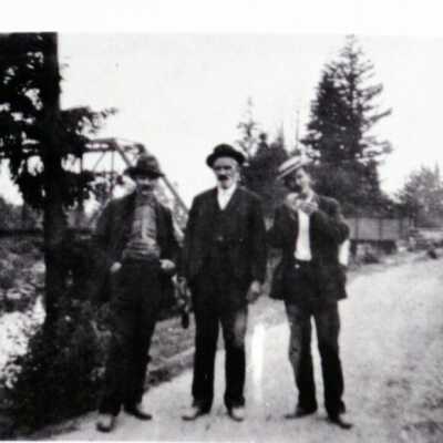 Park Place 1905 - South End of the Railroad Bridge