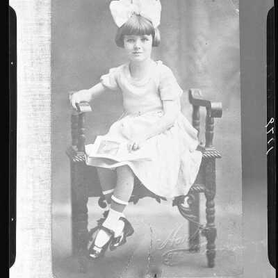Photograph of a child for Mrs. Paul Wyman - March 1930 - Negative
