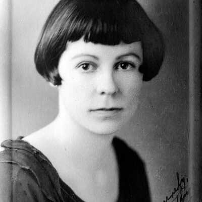 Dorothy Draper, Oregon City High School Class of 1925.