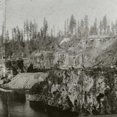 Estacada c.1910 - River Mill Dam Construction