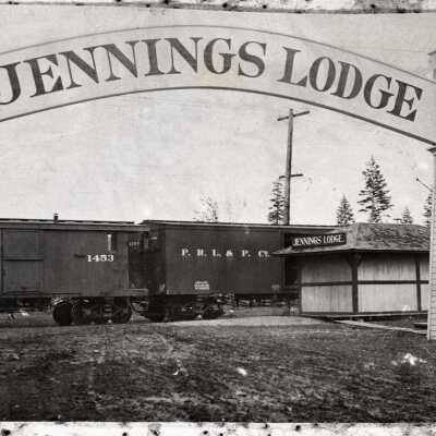 Jennings Lodge Station and Welcome Arch.