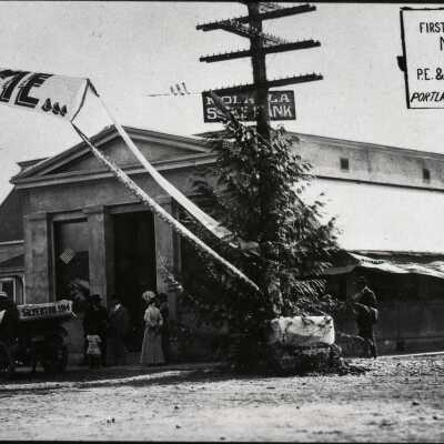 1st Train into Molalla