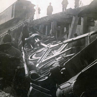 1890 Lake LaBish Train Wreck - Salem Oregon