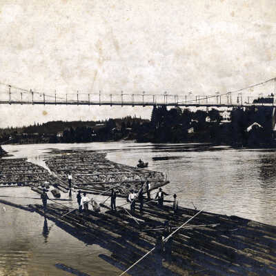 Oregon City/West Linn Suspension Bridge - 1900