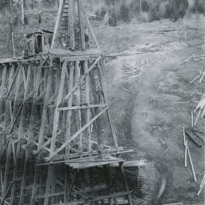 Construction of Oregon Railroad Bridge