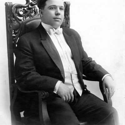 Edwin J. Cowles, Baritone. (A): Copyright: None; Origsize: 6" x 8"; Origformat: Print-Photographic