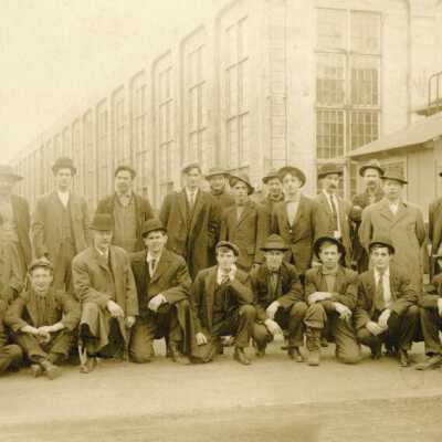 Woolen Mill Workers: Origsize: 5" x 7"; Origformat: Print-Photographic