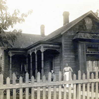 Priebe House, 1617 Seventh Street, Oregon City.