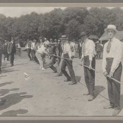 Oregon City Woolen Mill Picnic ca. 1920's - Picture #1 - Crystal Lake Park