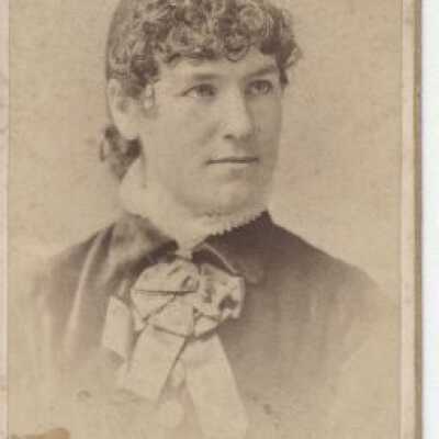 Unknown Woman - Studio Portrait