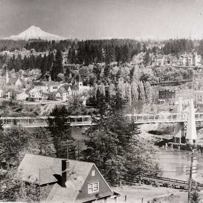 Oregon City 1909 - from West Linn