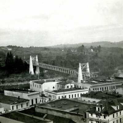 Suspension Bridge at Oregon City-West Linn over Willamette River.: Origsize: 3" x 5"; Origformat: Print-Photographic
