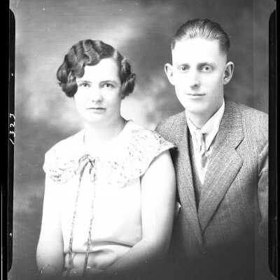 Photograph of a couple for Earnst Evanson - December 1929 - Negative