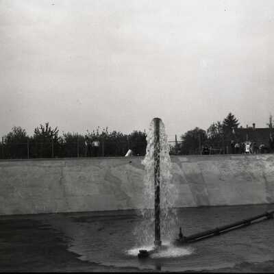 More Water at Reservoir- E: Copyright: none; Origsize: 4 x 4.75; Origformat: Negative; Resolution: 800 DPI; Negno: 1