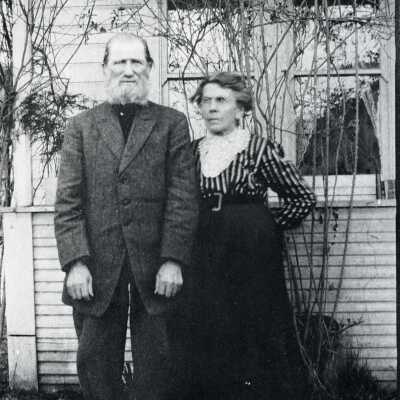 Joseph and Julia Mumpower