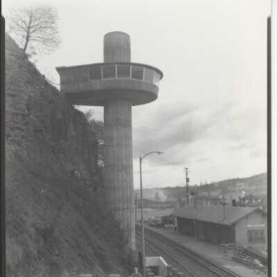 Oregon City Elevator