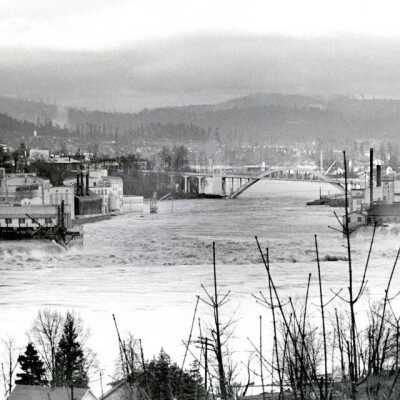 1964 Flood - West Linn and Oregon City Mills from Canemah