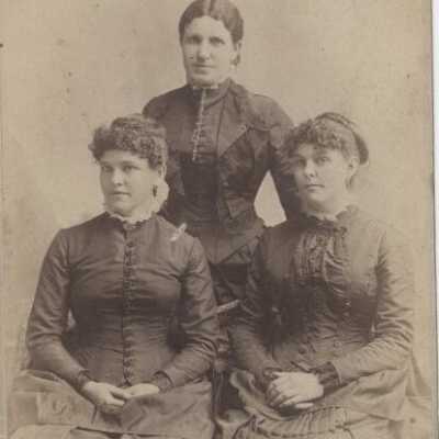 Edra, Grandmother Wiltse and sisters
