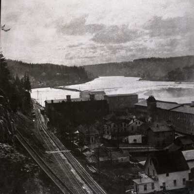 Oregon City 1897 - Looking South from 5th Street on the Bluff