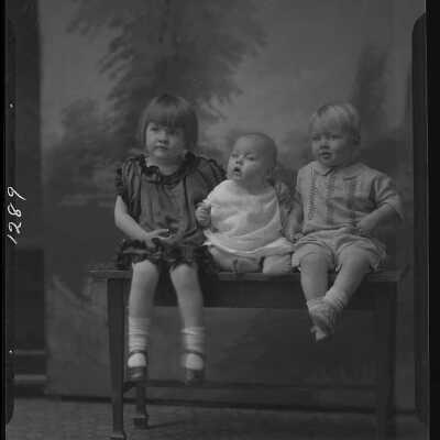 Photograph of three children for A. J. West - Negative # 1289 - Dated December 1929