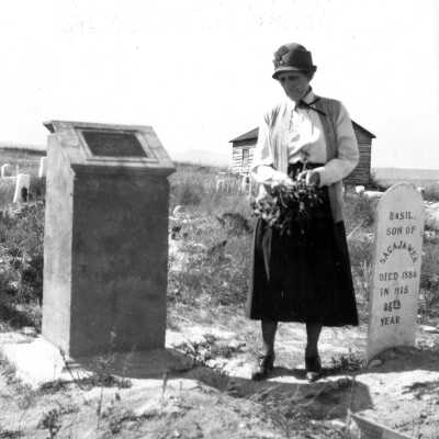 Lady at graves Sacajawea and her son, Basil, September 6, 1926.