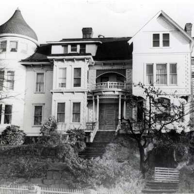Chase Apartment House, Oregon City, 1929.: Copyright: None; Origsize: 5"x7"; Origformat: Negative