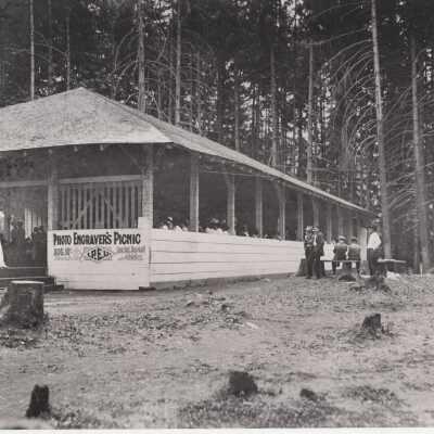 Canemah Park 1913 - Dance Hall - Photo Engraver's Picnic