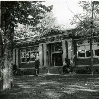 Carnegie Library in Oregon City.
