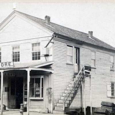 Oregon City 1882 ca - H. B. Straights Farmer's Store - 8th and Main Street