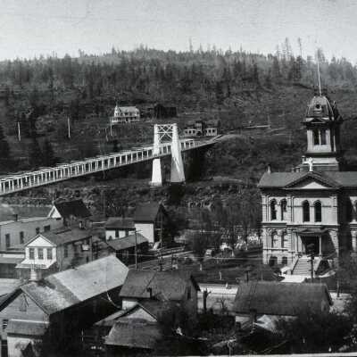 Oregon City-West LInn Suspension Bridge and County Courthouse