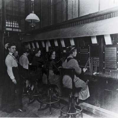 Oregon City Telephone Exchange, 1918: Copyright: None; Origsize: 8"10"; Origformat: Print-Photographic