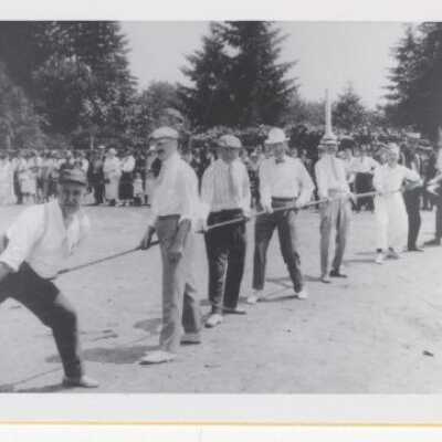 Oregon City Woolen Mill Picnic ca. 1920's - Picture #2 - Crystal Lake Park